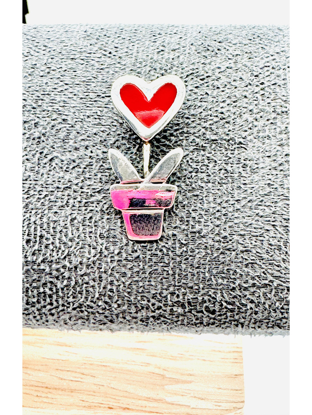Sterling silver flower pot with red jasper heart flower pin